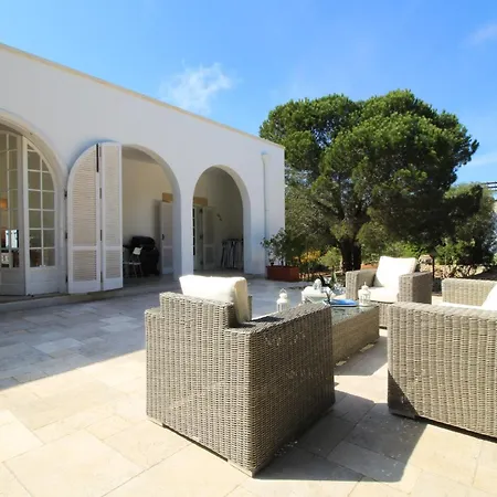 Villa Perla Bianca By Lovesud